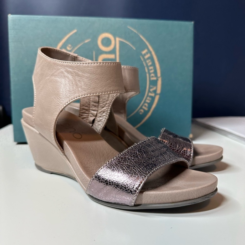 Bueno Beige Wedge Leather Sandals Size‎ 36 (6)